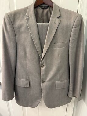 Angelo Rossi gray 2 piece suit jacket pants tailored 38 jacket 32 pants